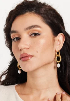 Gold Pearl Drop Earrings