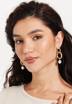 Gold Pearl Drop Earrings