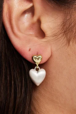 Liquorish Heart Stud Earrings With Pearl  Heart Drop In Gold