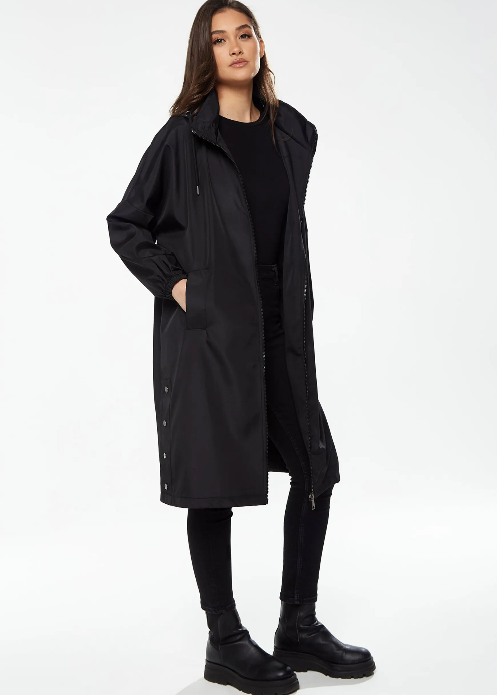 Liquorish Never Give up Parka in Black