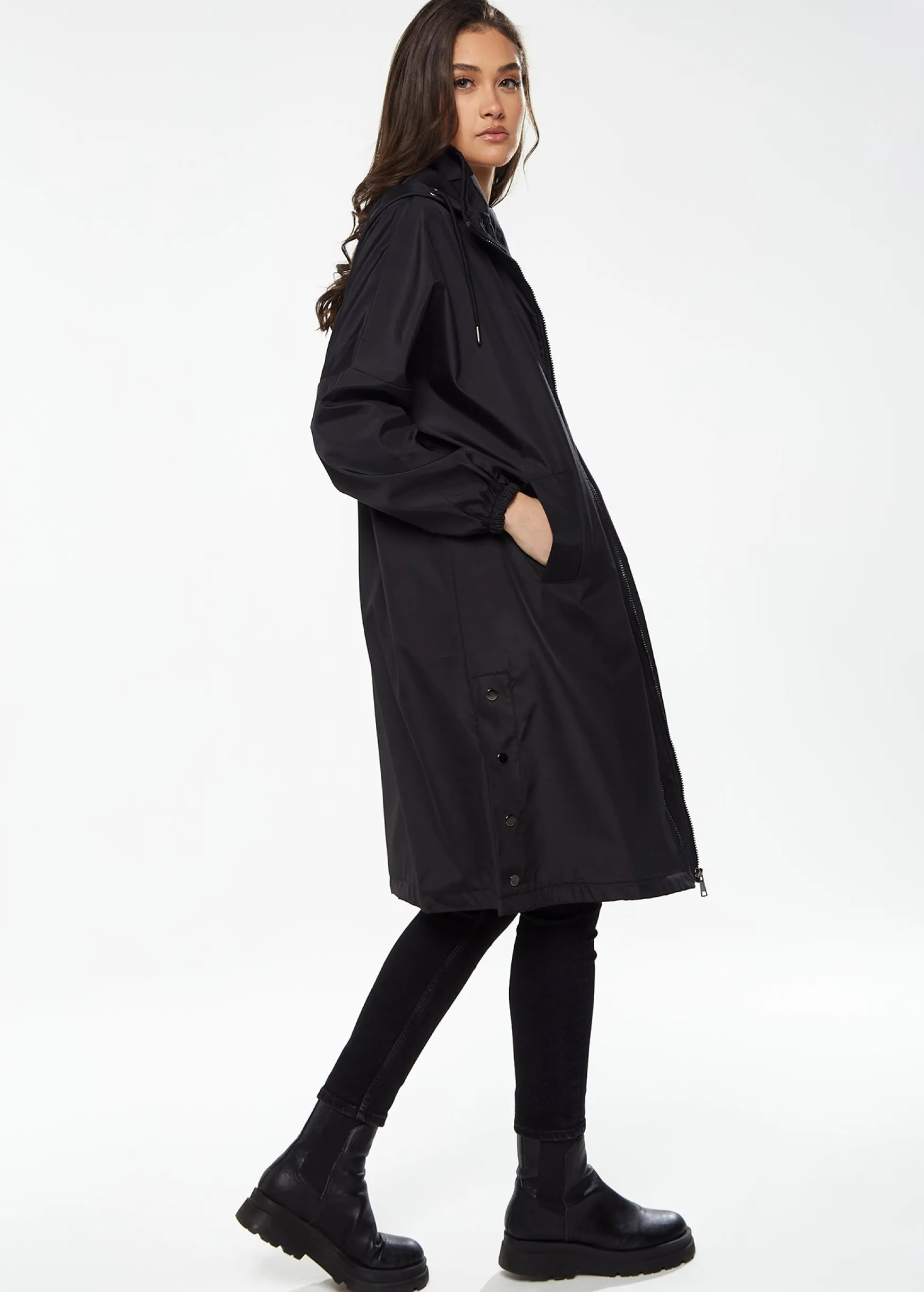 Liquorish Never Give up Parka in Black