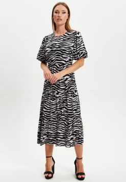 Liquorish Zebra Print Short Sleeve Midi Dress