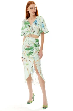 Women's Bird Print Ruched Front Crop Top with Short Sleeves in Mint Green - Summer Ready V Neck Design