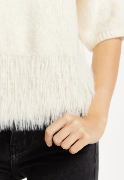 Women's Cream Short Sleeves Jumper with Chic Hem Detail and Loose Fit Design