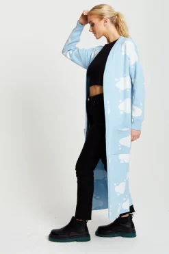 Women's Longline Cardigan in Light Blue with Cloud Pattern and Open Front Design - Liquorish