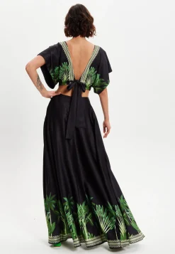 Women's Maxi Dress with Leaf Print, V-Neck, A-Line Fit, Back Detail, Sleeveless - Elegant Style by Liquorish