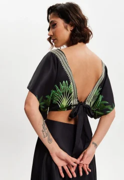 Women's Maxi Dress with Leaf Print, V-Neck, A-Line Fit, Back Detail, Sleeveless - Elegant Style by Liquorish