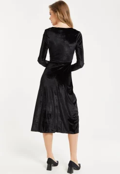 Women's Midi Dress in Black Velvet with Long Sleeves - Elegant Lace Details by Liquorish