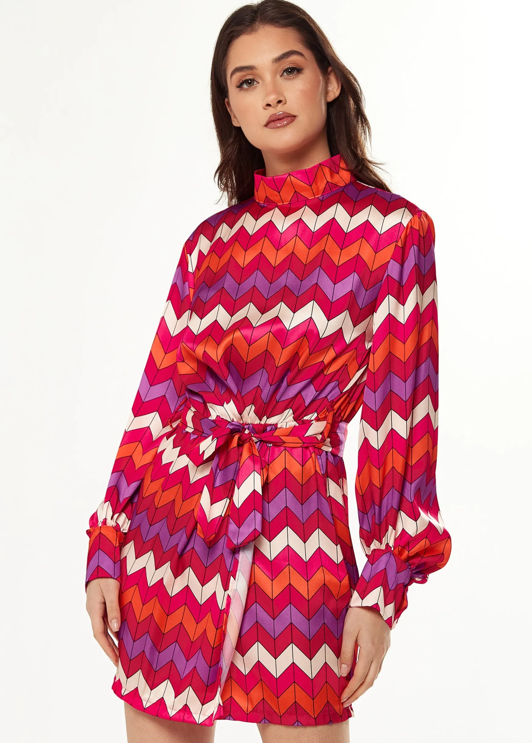 Women's Mini Dress in Warm Tones with Puffy Sleeves and Gathered Waist - Exclusive Liquorish Zig Zag Print