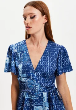 Women's Mini Dress with Angel Sleeves and Scarf Print Tie Waist - Elevate Your Style with Liquorish