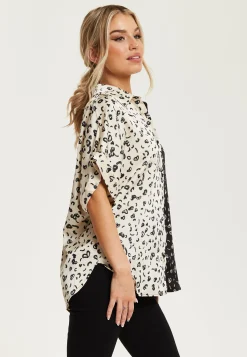 Women's Monochrome Heart Print Short Sleeve Shirt with Button Up Front and Contrast Colors, Regular Fit