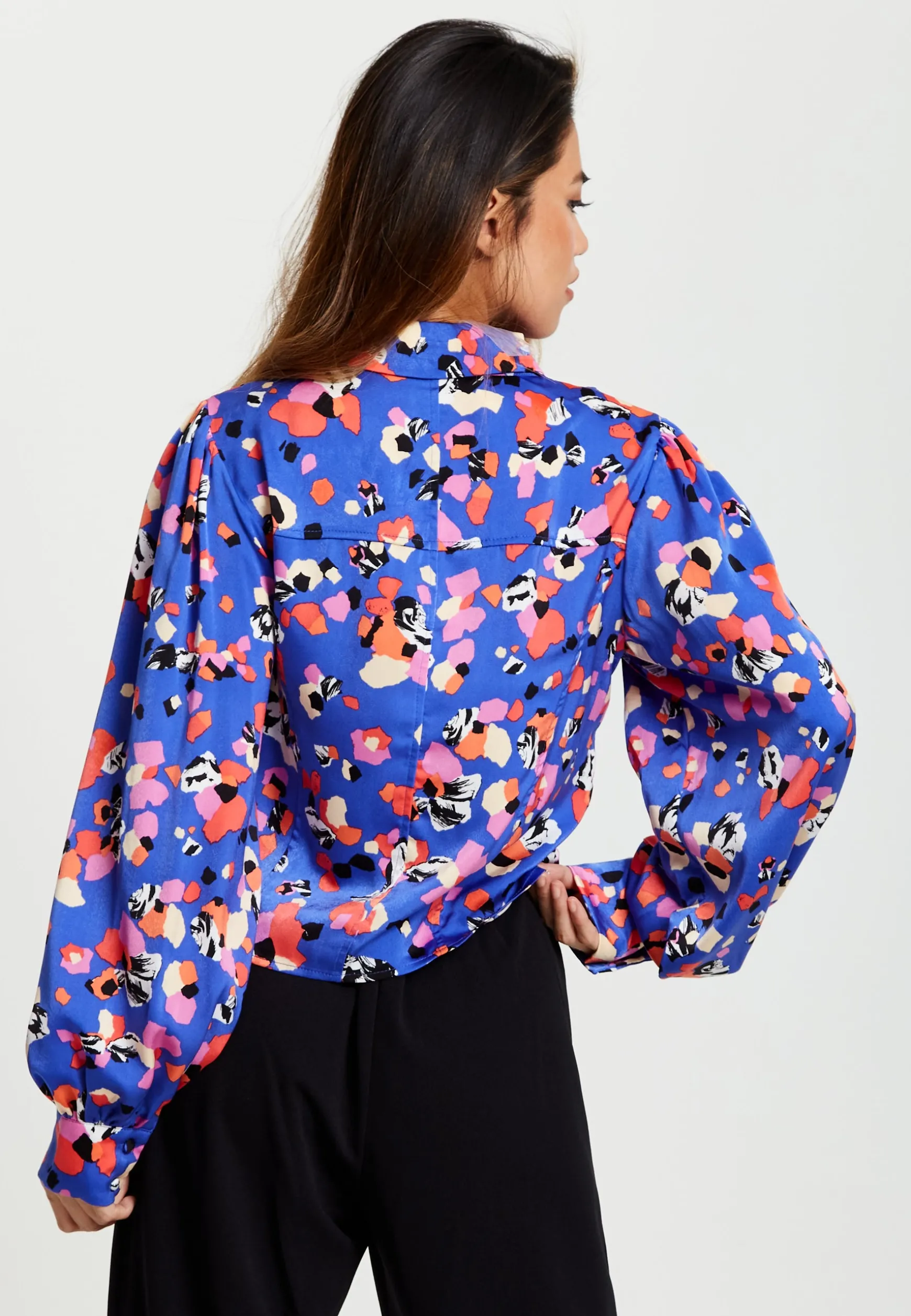 Women's Multicolour Abstract Dot Print Shirt with Balloon Sleeves and Button-Up High Neckline