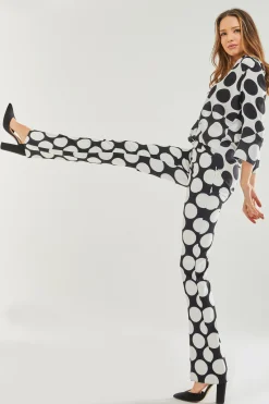 Women’s Oversized Spot Wrap Blouse - Elegant 3/4 Sleeve Length, Stylish Wrap Style, Perfect for Any Occasion