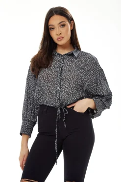 Women’s Painterly Print Crop Shirt in Grey - Long Sleeve, Cropped Style, Tie Waist