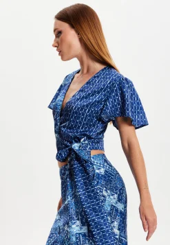 Women's Scarf Print Angel Sleeve Wrap Top with Tie Detail, Regular Fit and Elegant Design