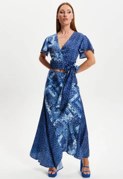 Women's Scarf Print Angel Sleeve Wrap Top with Tie Detail, Regular Fit and Elegant Design