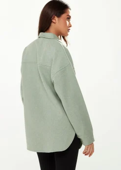 Women’s Shirt Jacket with Oversized Pocket Details in Green - Button Up, Shirt Collar, Full-Length Sleeves, Oversized Fit