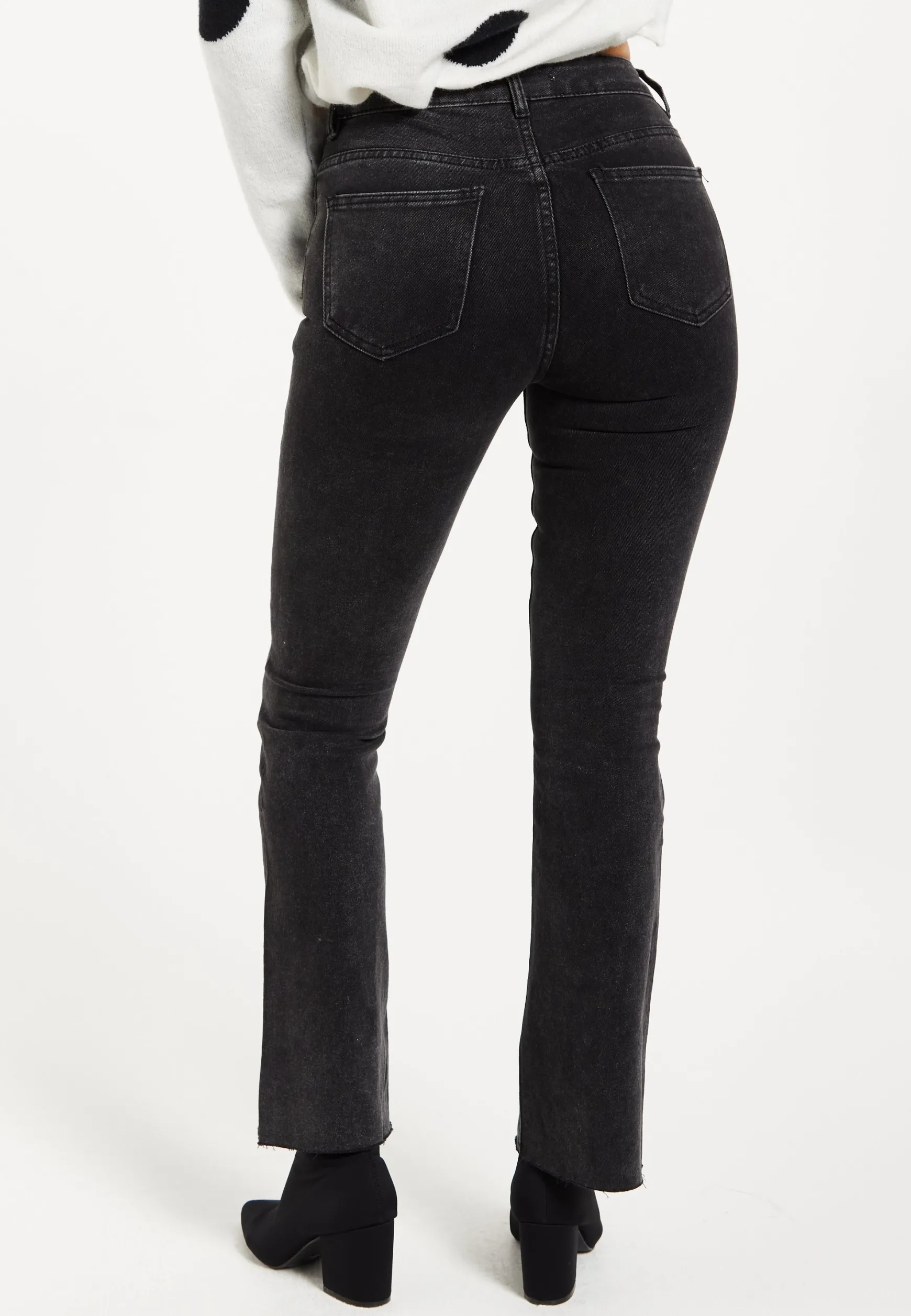Women's Trousers: High-Waisted Black Jeans with Flattering Fit, Versatile Style, and Comfort - Liquorish