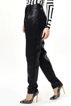 Women's Trousers in Classic Black with Pleated Detail and Tapered Fit - Stylish Leather Look by Liquorish